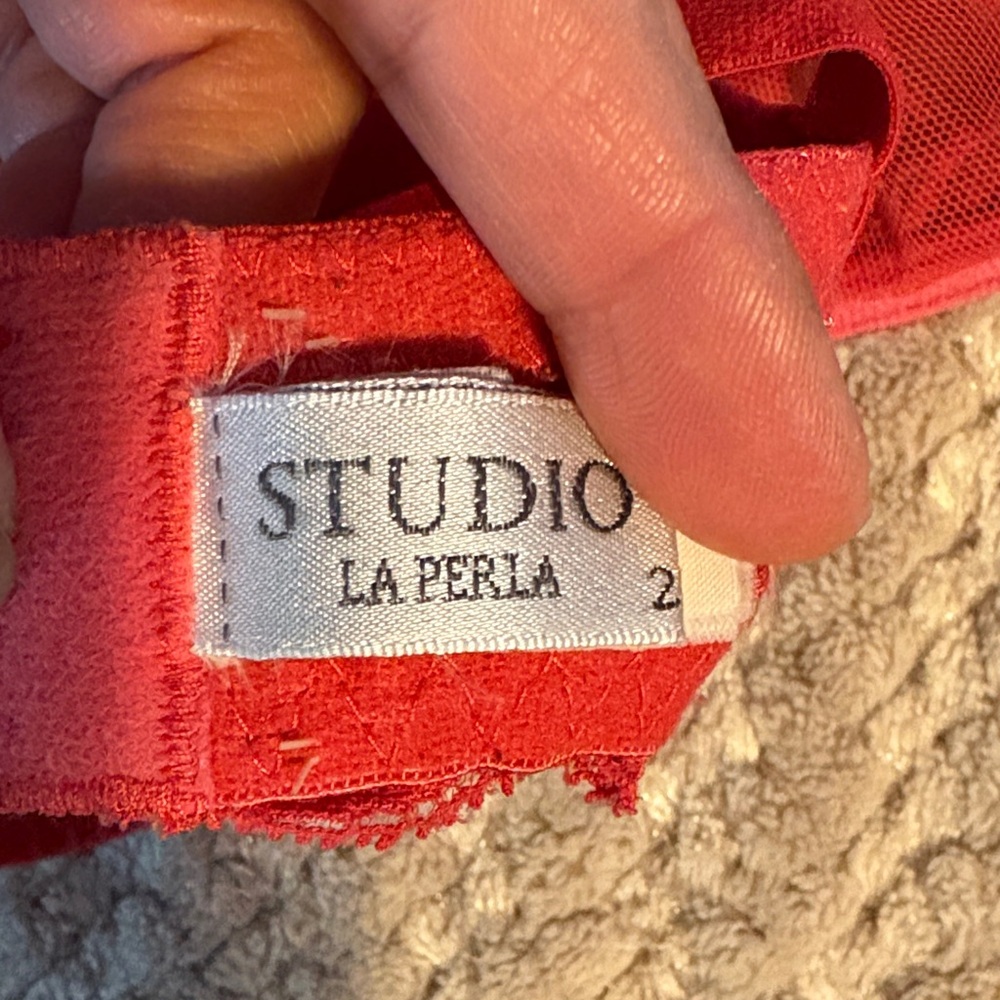 La Perla Scarlet Lace Bra - Picture 2 of 6